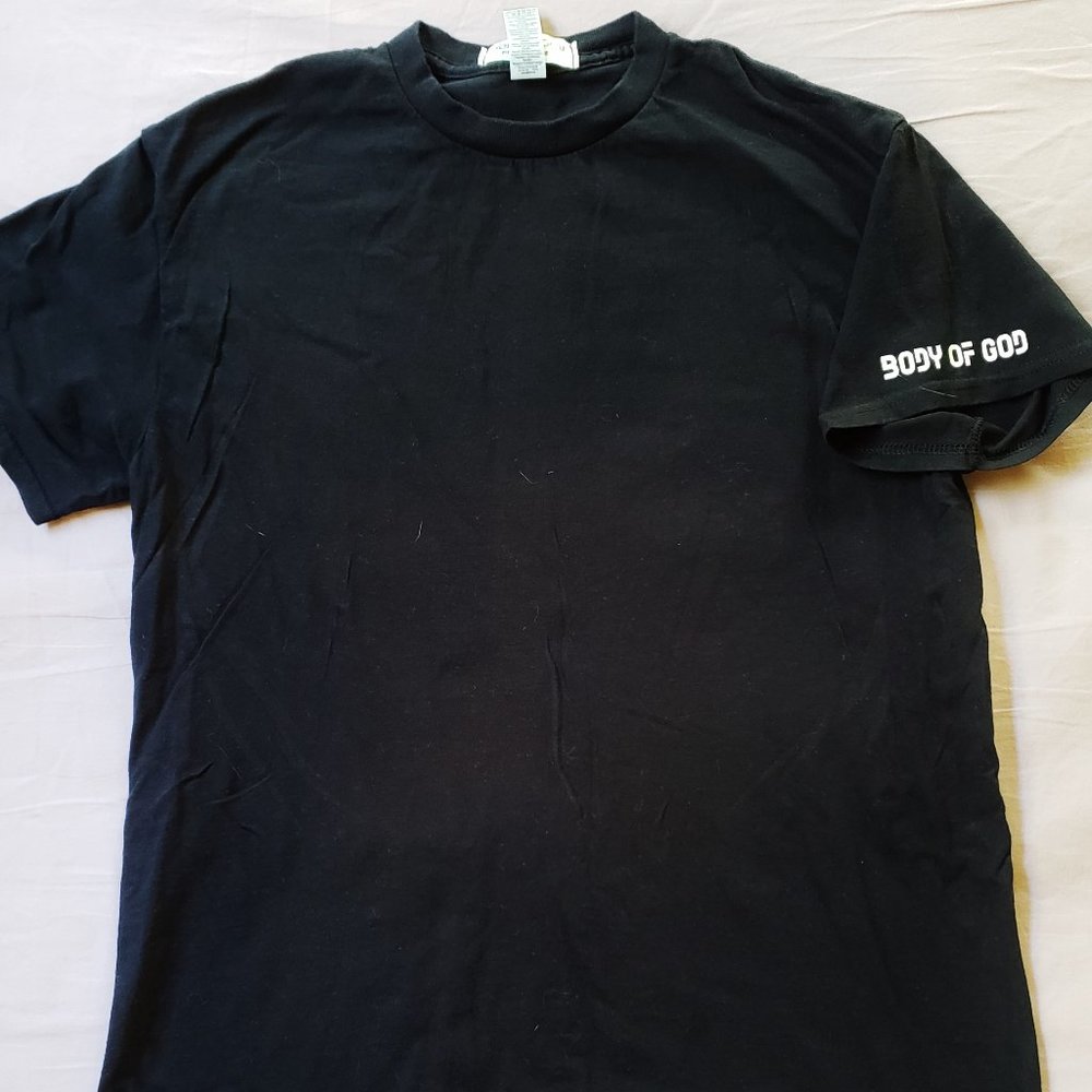 New BODY OF GOD Fitness T-Shirt. L
